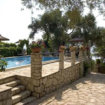 Nikatsas No 3 Kerasa